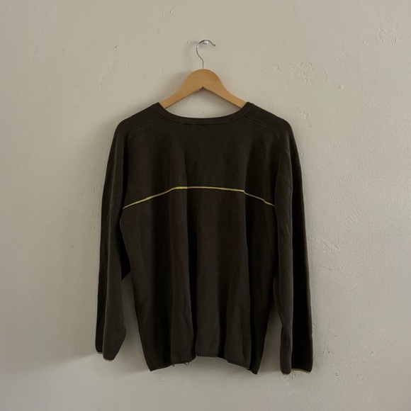 Oversized Sweatshirt - Picture 6 of 10